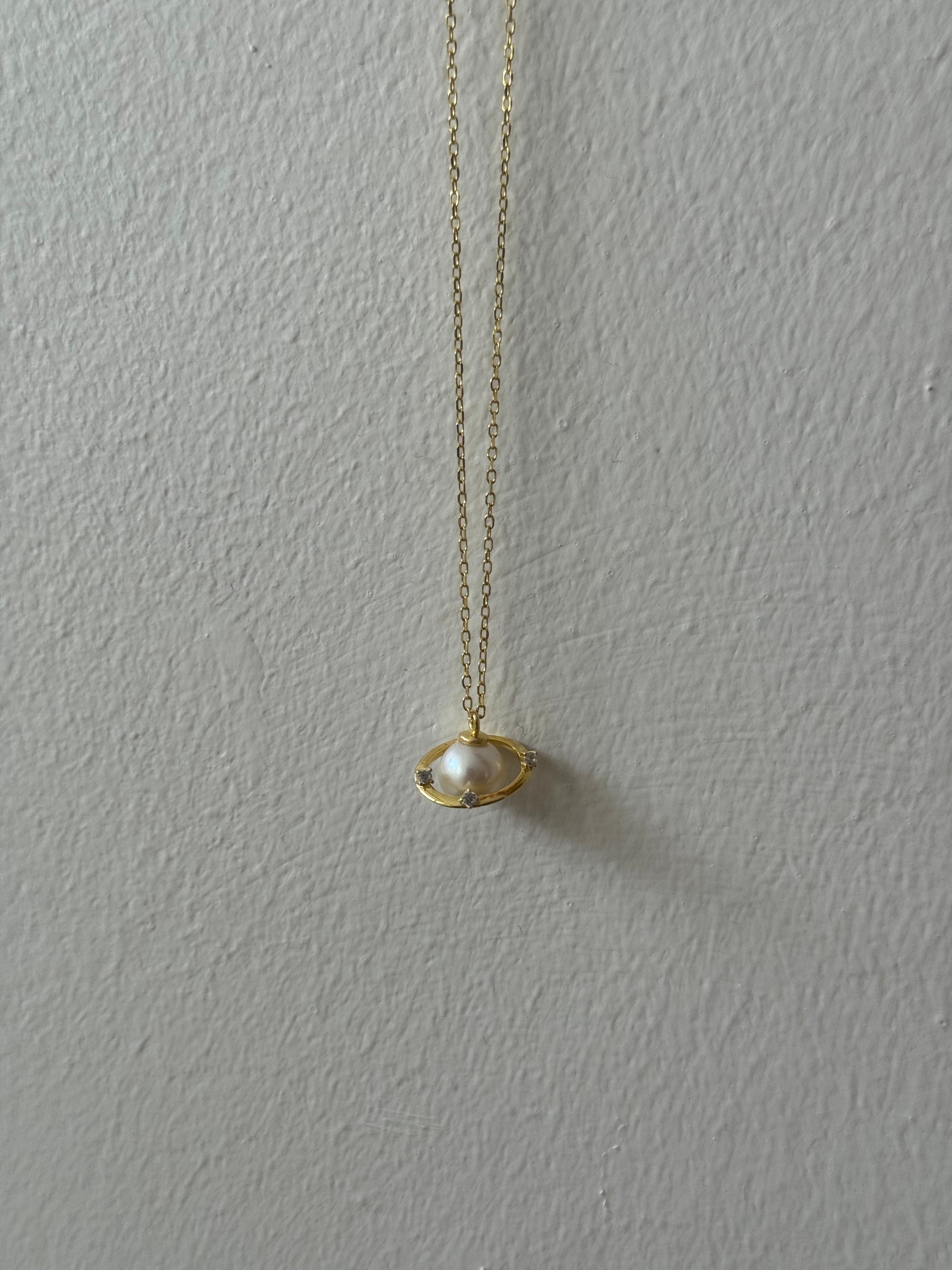 Collier planète